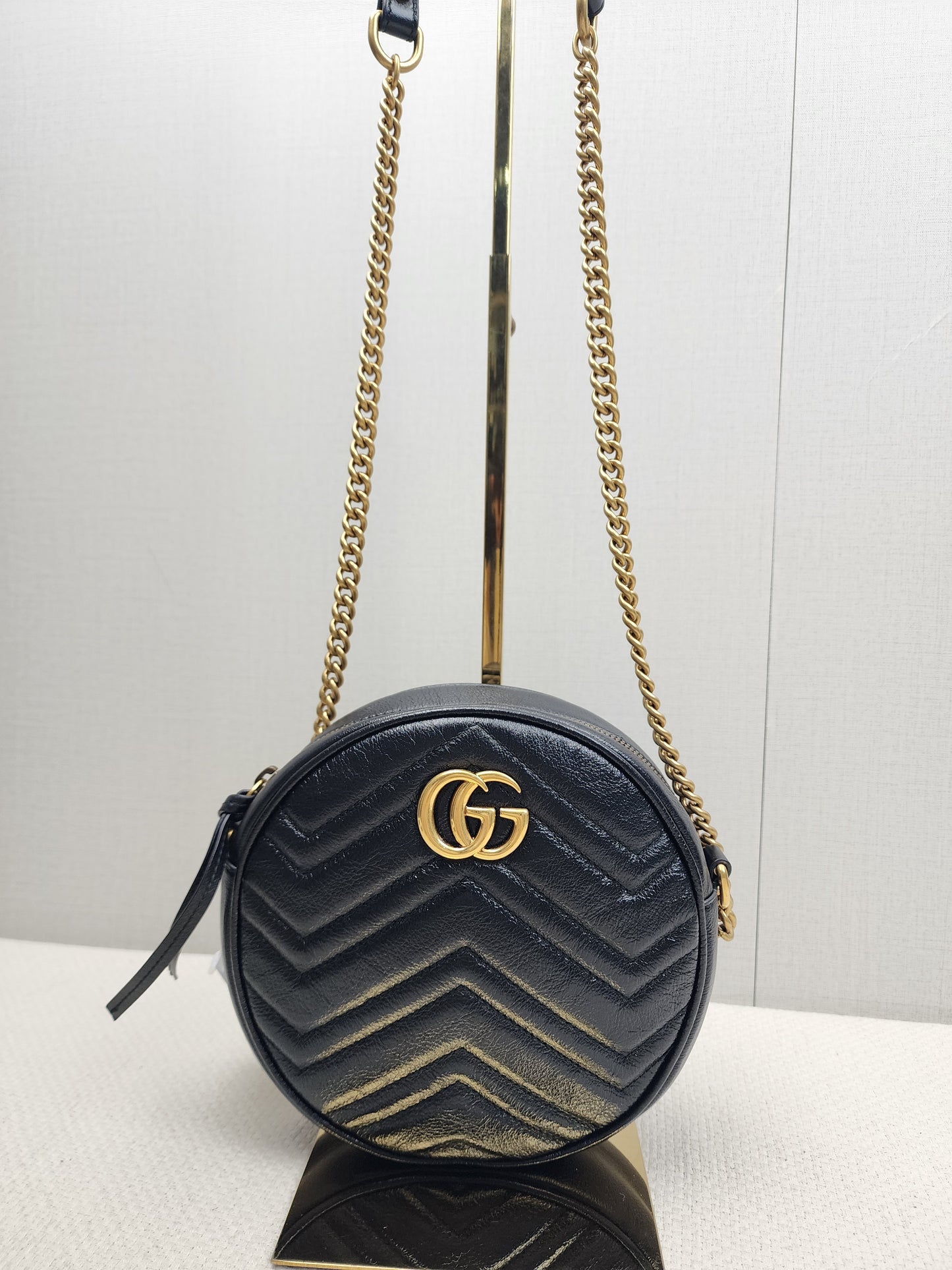 Gucci Black Marmont Round Chain Bag