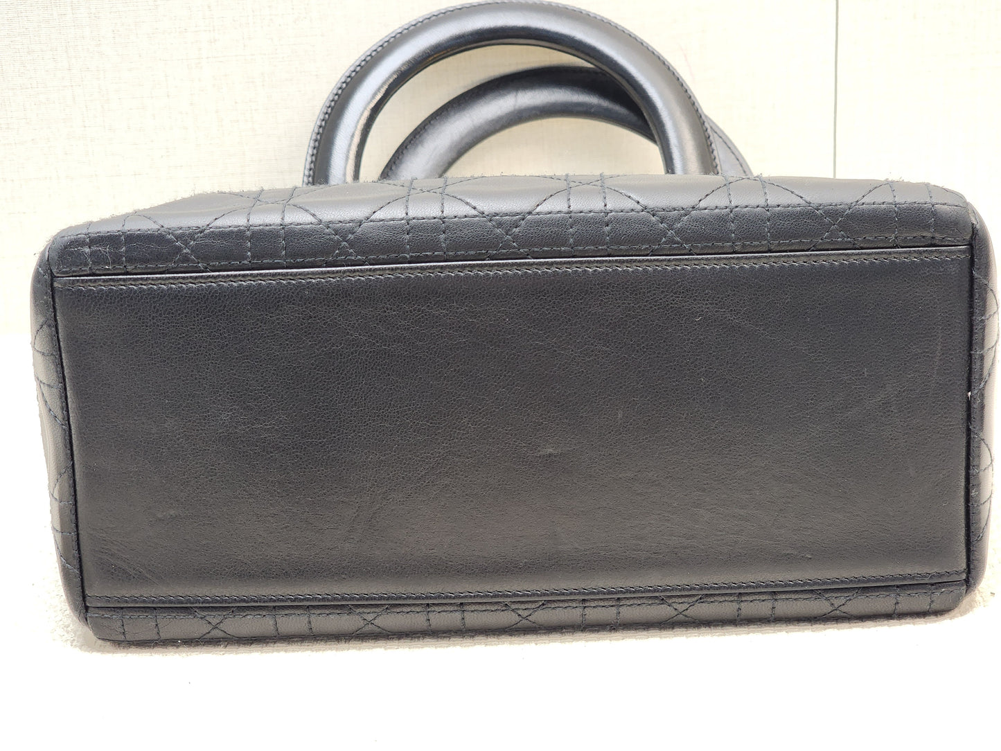 Dior Black Vintage Lambskin Medium Lady Dior (GHW)