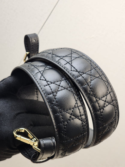 Dior Black Vintage Lambskin Medium Lady Dior (GHW)