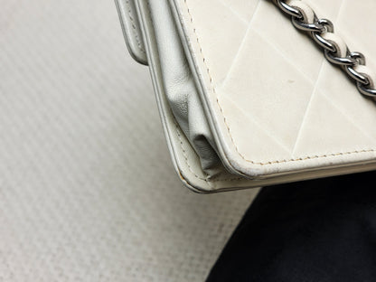 Chanel White Lambskin Vintage Quilted WOC