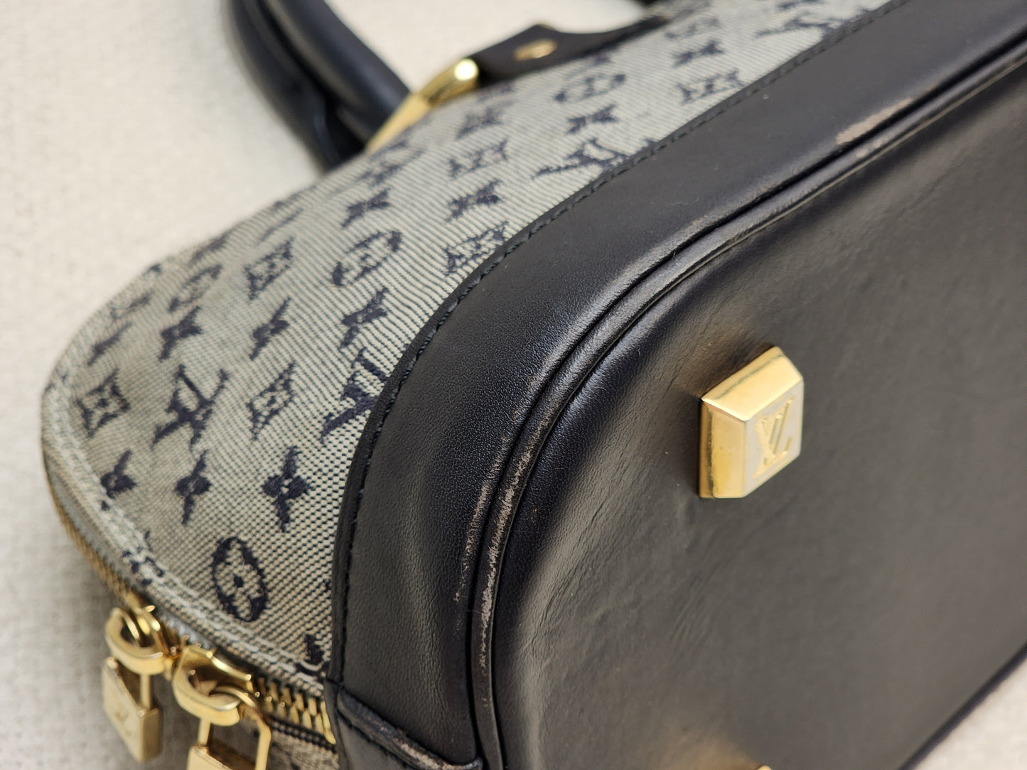 LV Navy Mini Lin Horizontal Alma