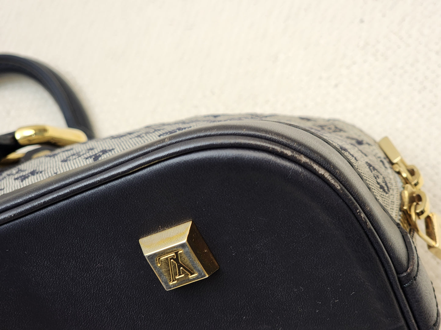 LV Navy Mini Lin Horizontal Alma