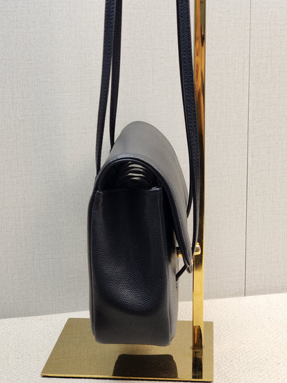 Chanel Black Caviar Small Preppy Coco Bag (GHW)