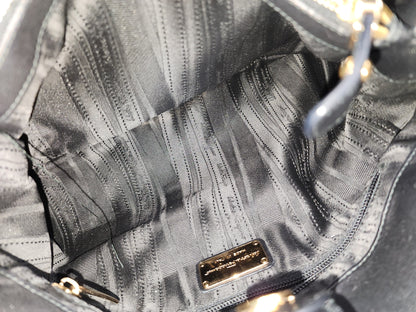 Salvatore Ferragamo Calfskin Chain Tote (GHW)
