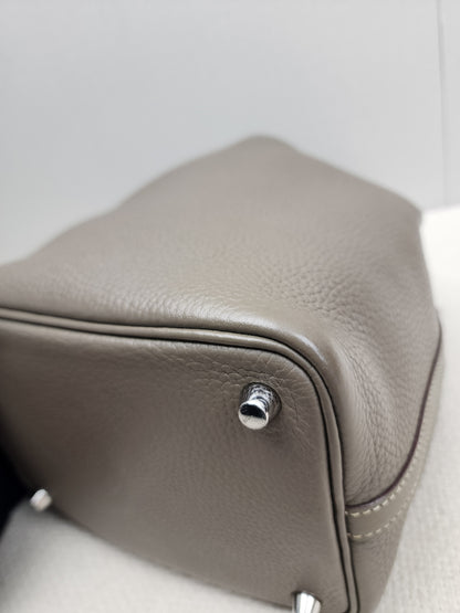 Hermes Etoupe Picotin 18 (PHW)