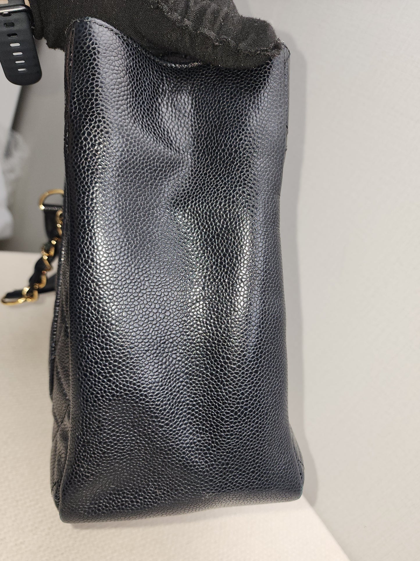 Chanel Black Caviar GST (GHW)