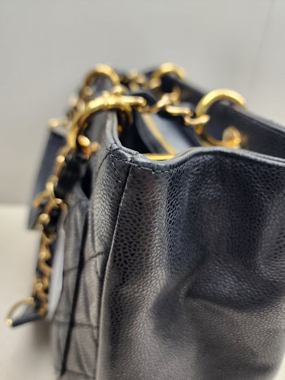 Chanel Black Caviar GST (GHW)