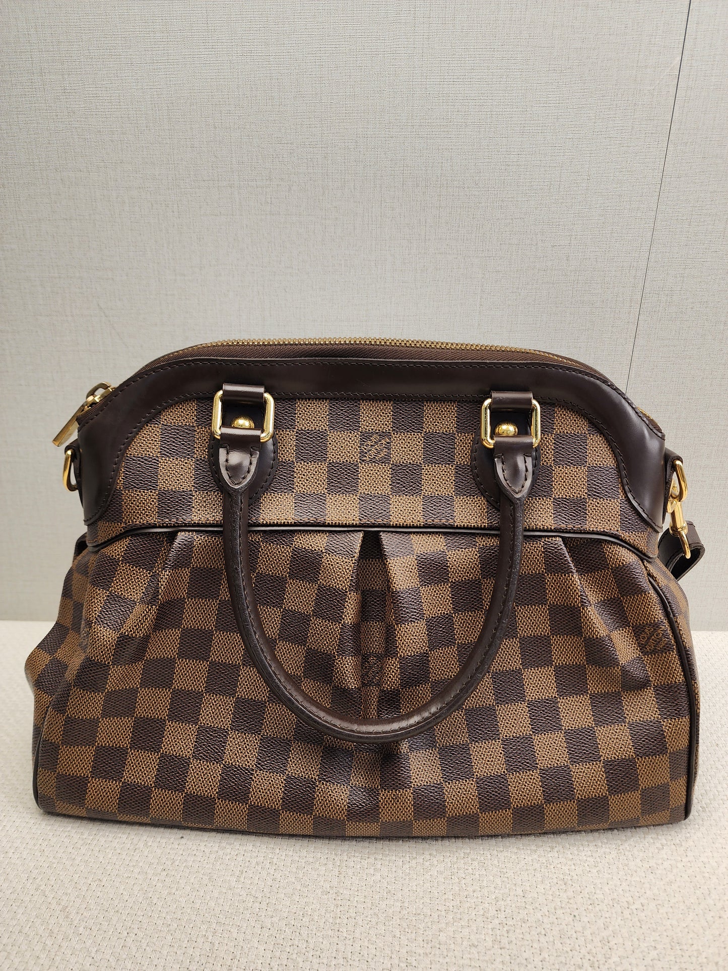 LV Damier Ebene Trevi PM