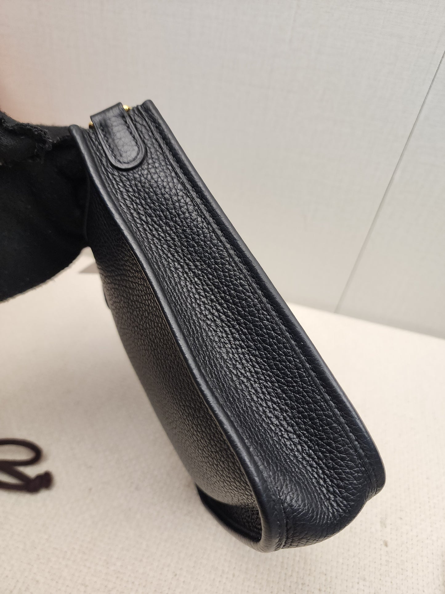 Hermes Taurillon Clemence Mini Evelyne (GHW)