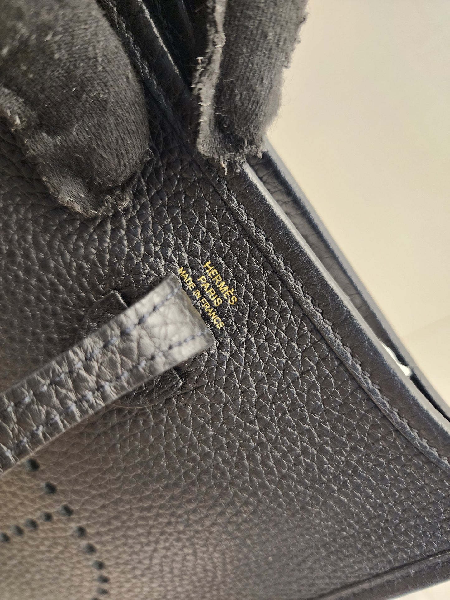 Hermes Taurillon Clemence Mini Evelyne (GHW)