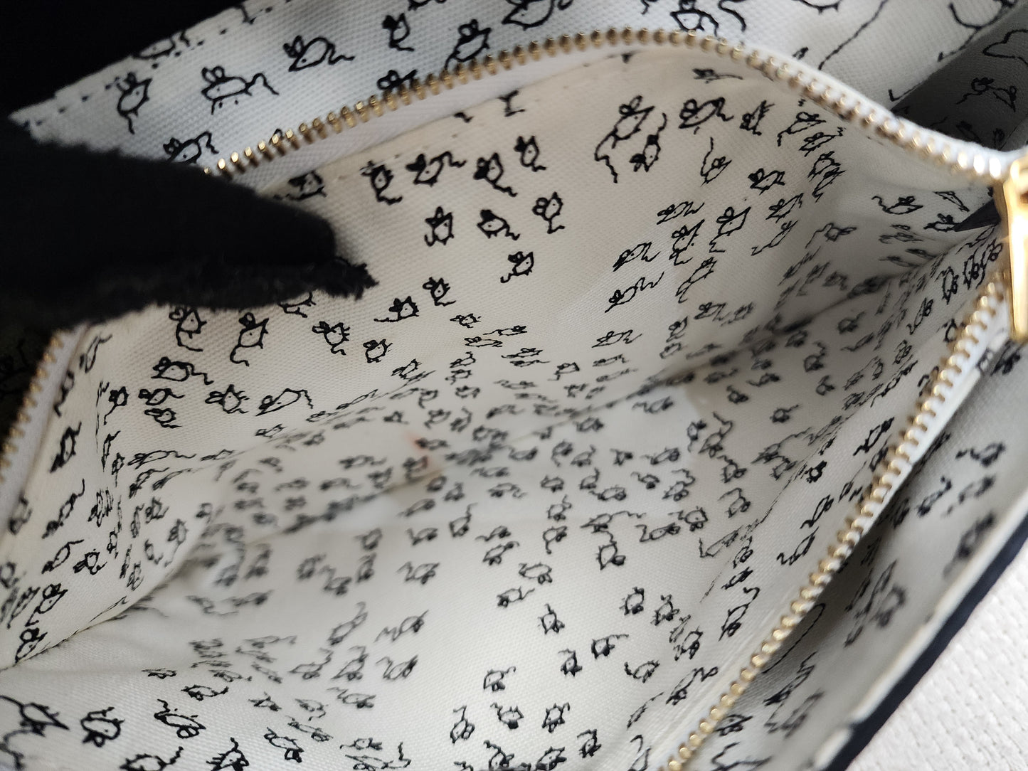 LV Epi Grace Coddington Catgram Shoulder Bag