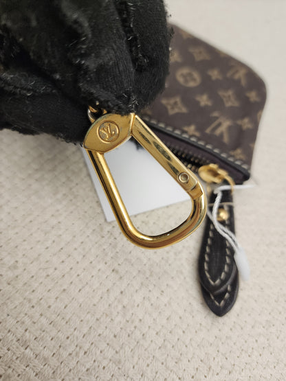 LV Minilin Canvas Key Pouch