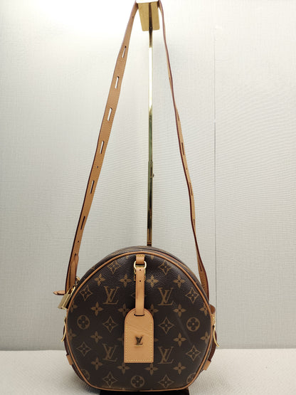 LV Monogram Boite Chapeau Souple MM