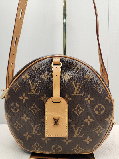 LV Monogram Boite Chapeau Souple MM