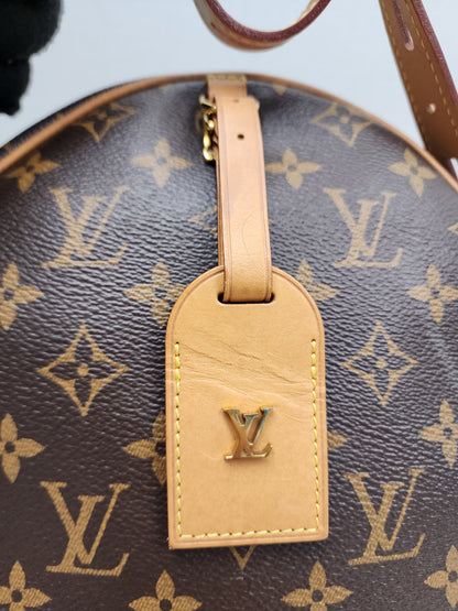 LV Monogram Boite Chapeau Souple MM