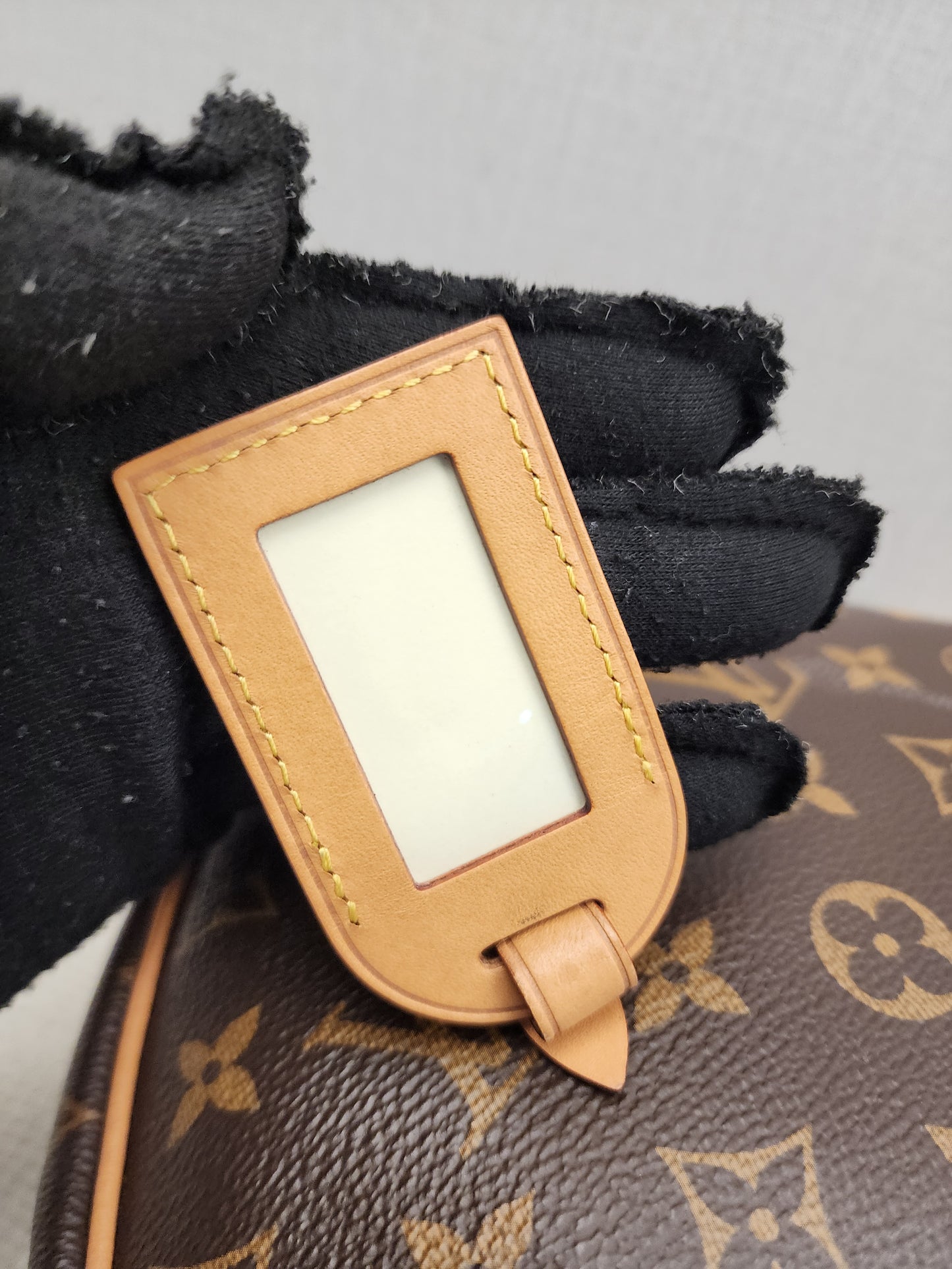 LV Monogram Boite Chapeau Souple MM