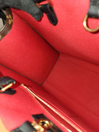 LV Reverse Monogram On The Go MM