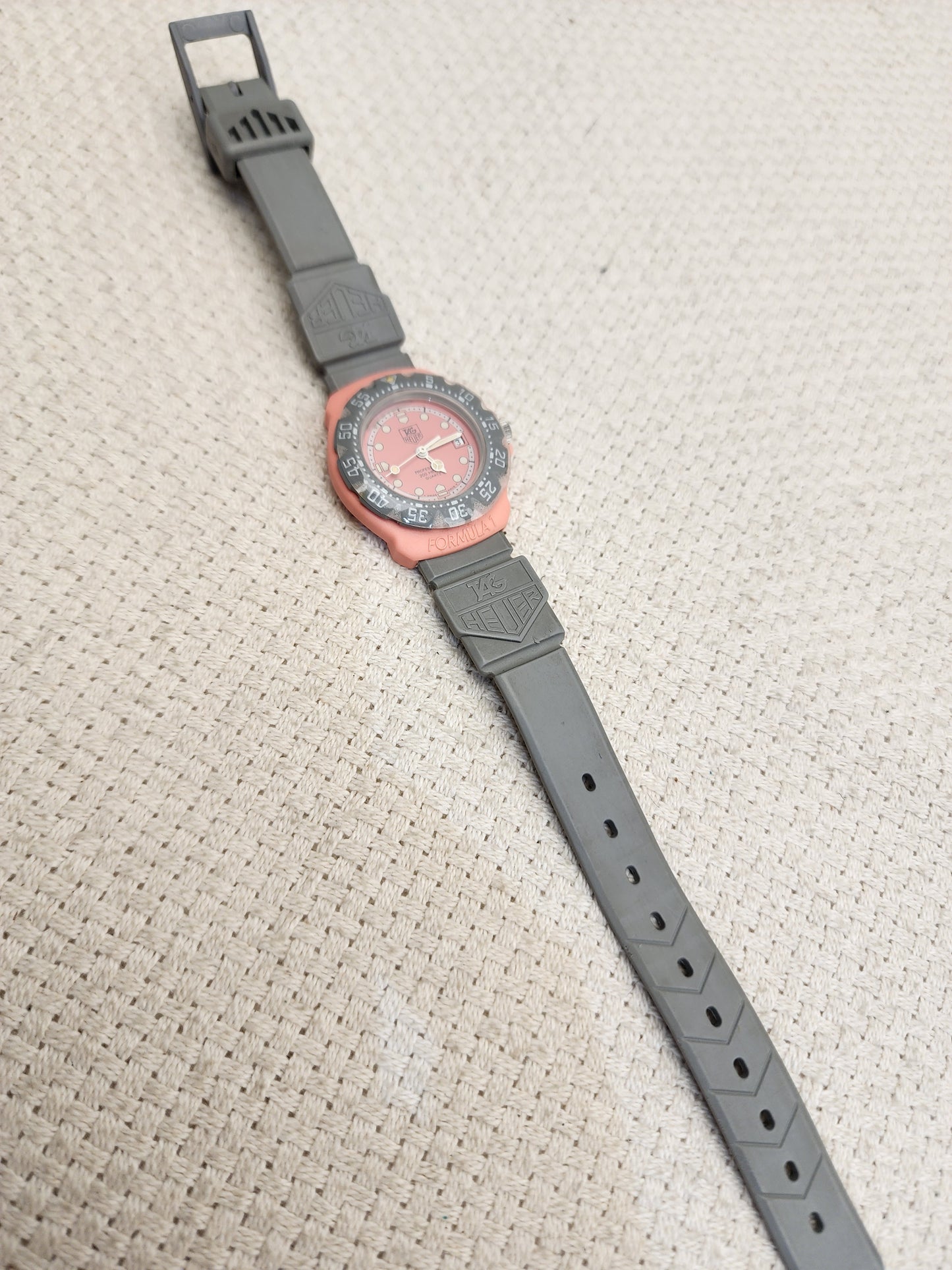 Tag Heuer Pink / Grey Formula 1 Quartz 28mm Watch