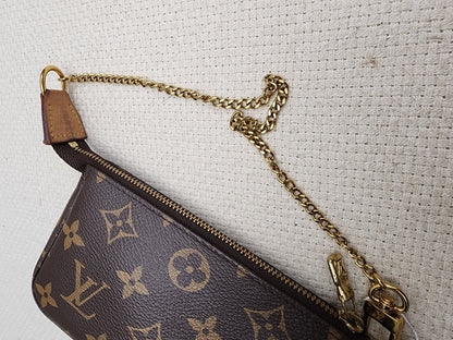 LV Monogram Mini Pochette