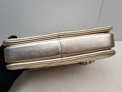 Chanel Metallic Gold Lambskin Medium Trendy CC (GHW)