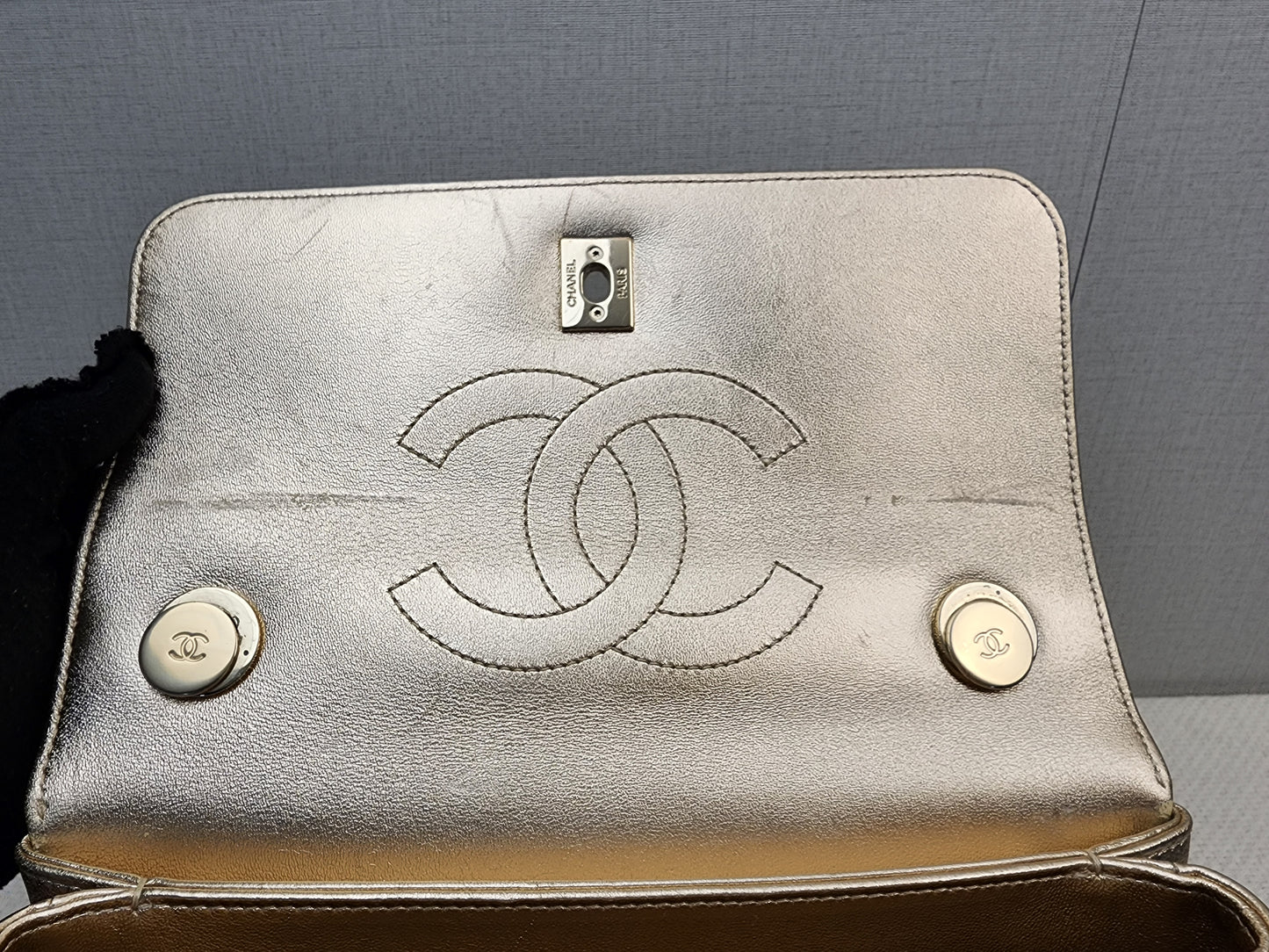 Chanel Metallic Gold Lambskin Medium Trendy CC (GHW)