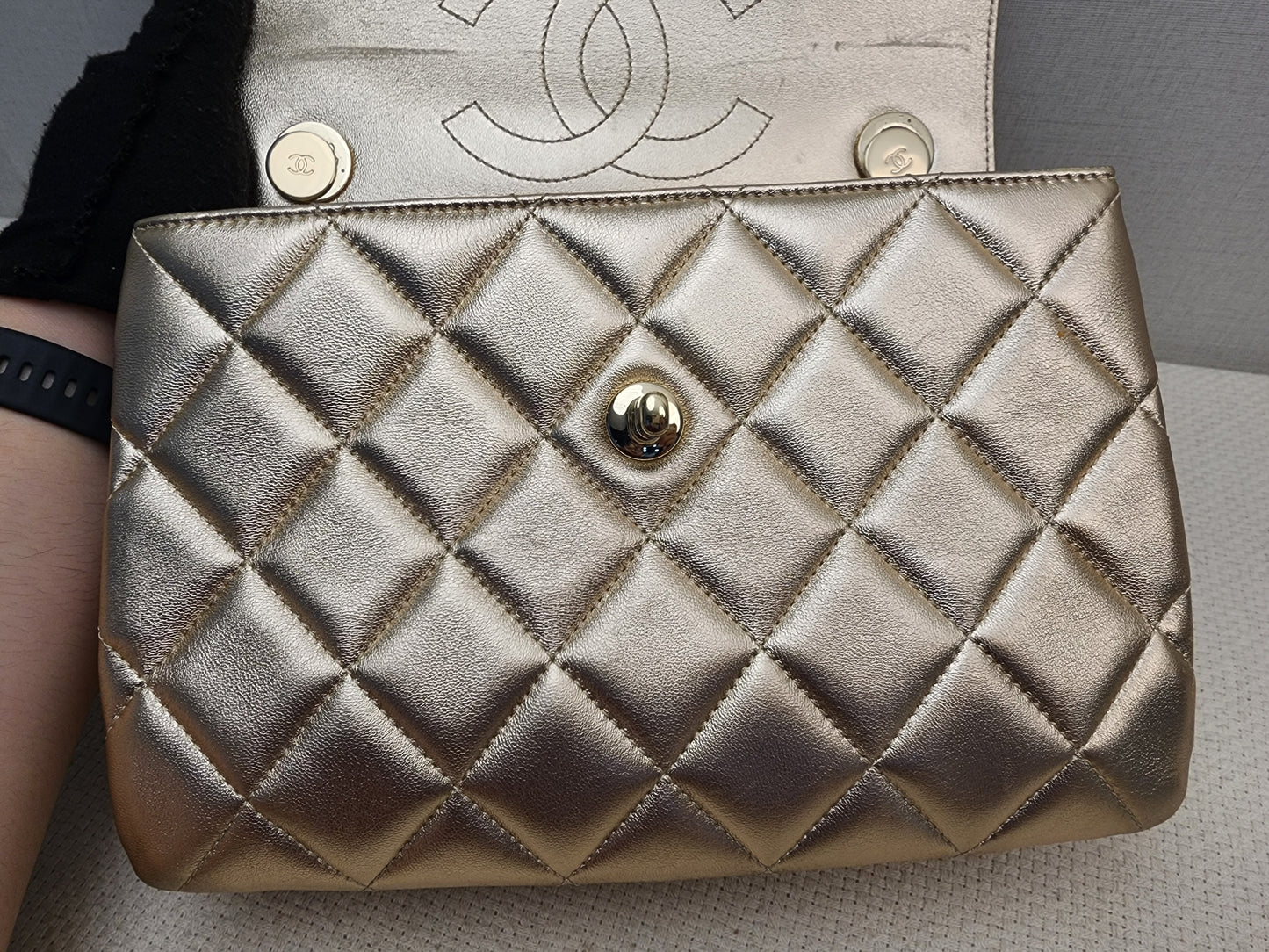 Chanel Metallic Gold Lambskin Medium Trendy CC (GHW)