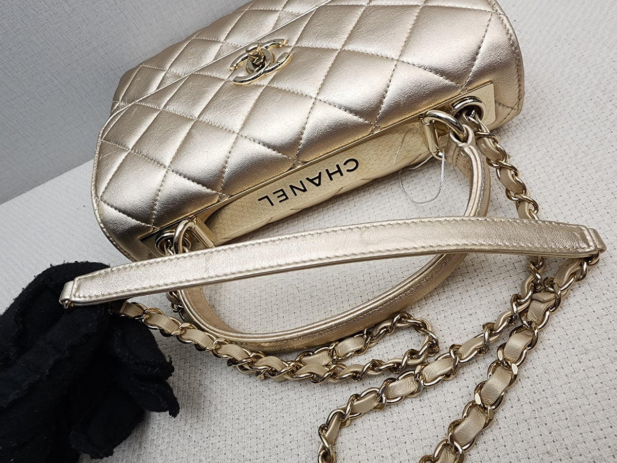 Chanel Metallic Gold Lambskin Medium Trendy CC (GHW)