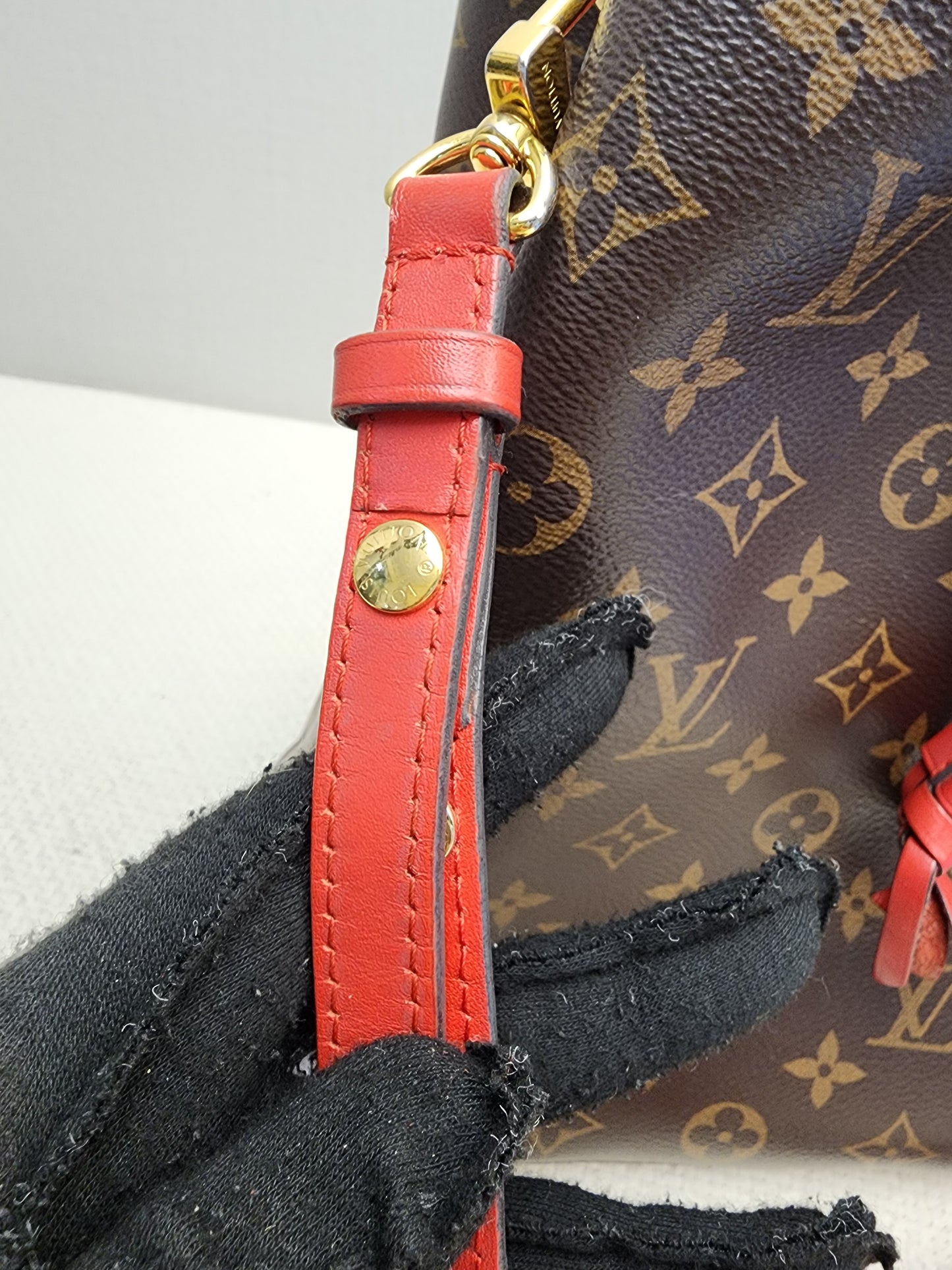 LV Monogram Coquelicot Neo Noe MM