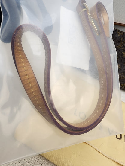 LV Monogram Pochette