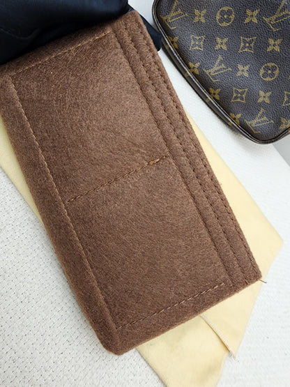 LV Monogram Pochette