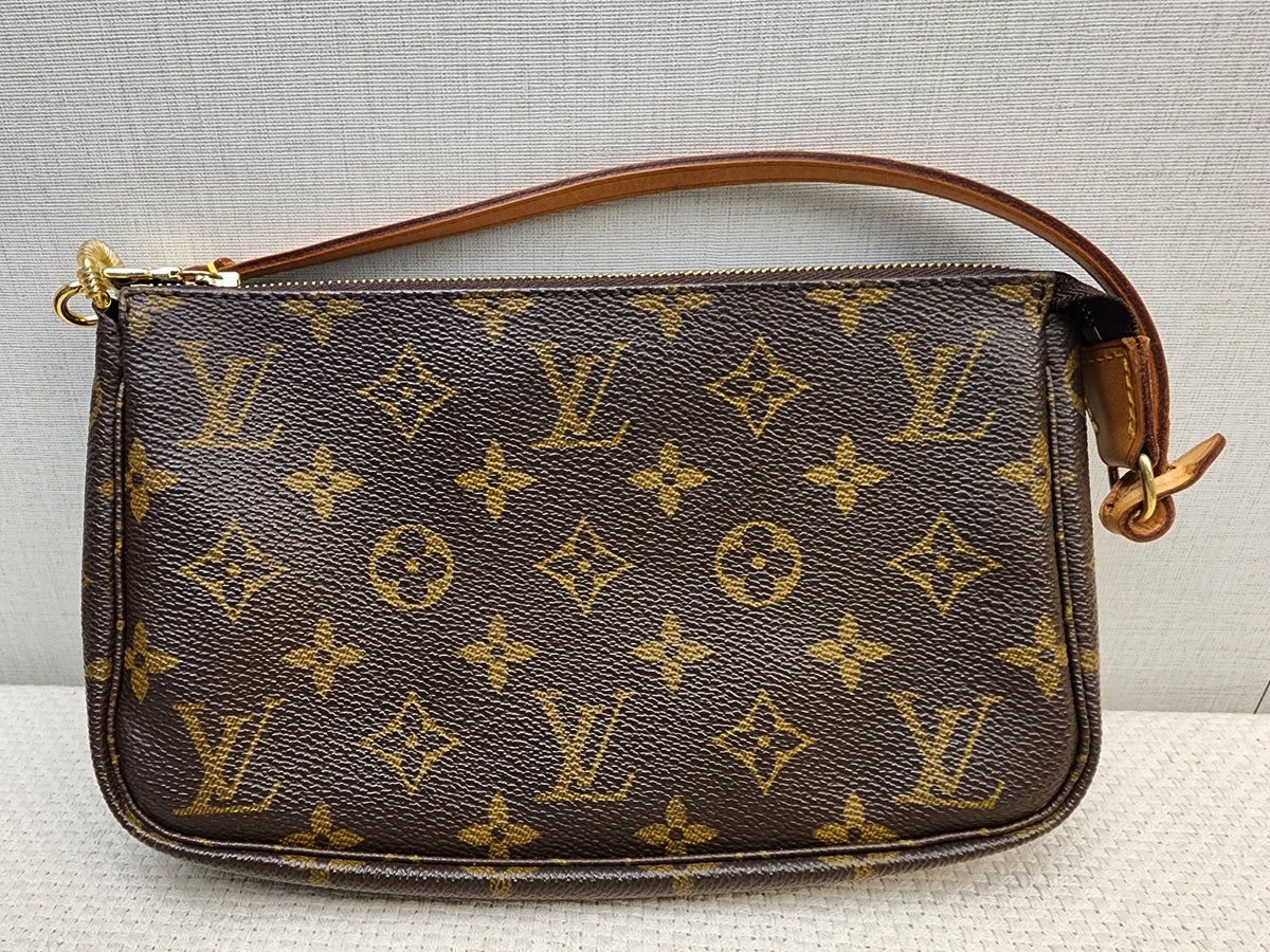 LV Monogram Pochette