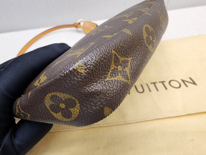 LV Monogram Pochette