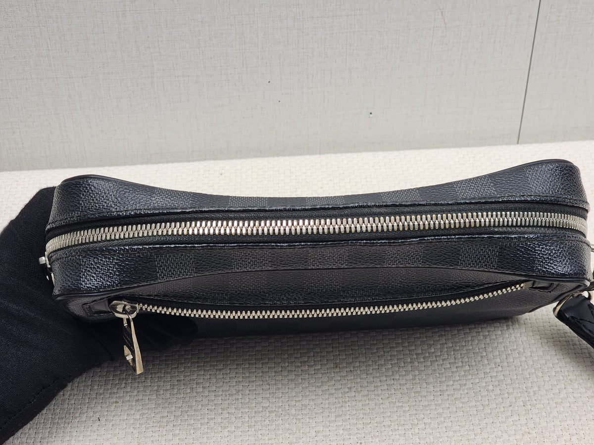 LV Damier Graphite Pochette Kasai Clutch