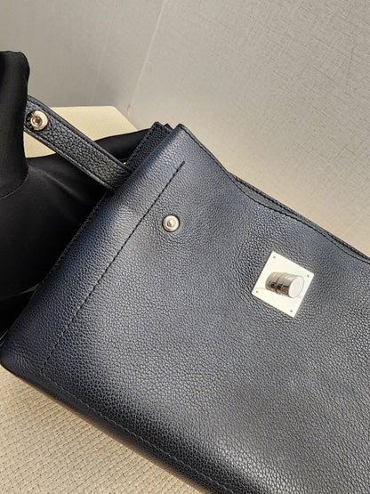 LV Black Calfskin Lockme Ever BB (SHW)
