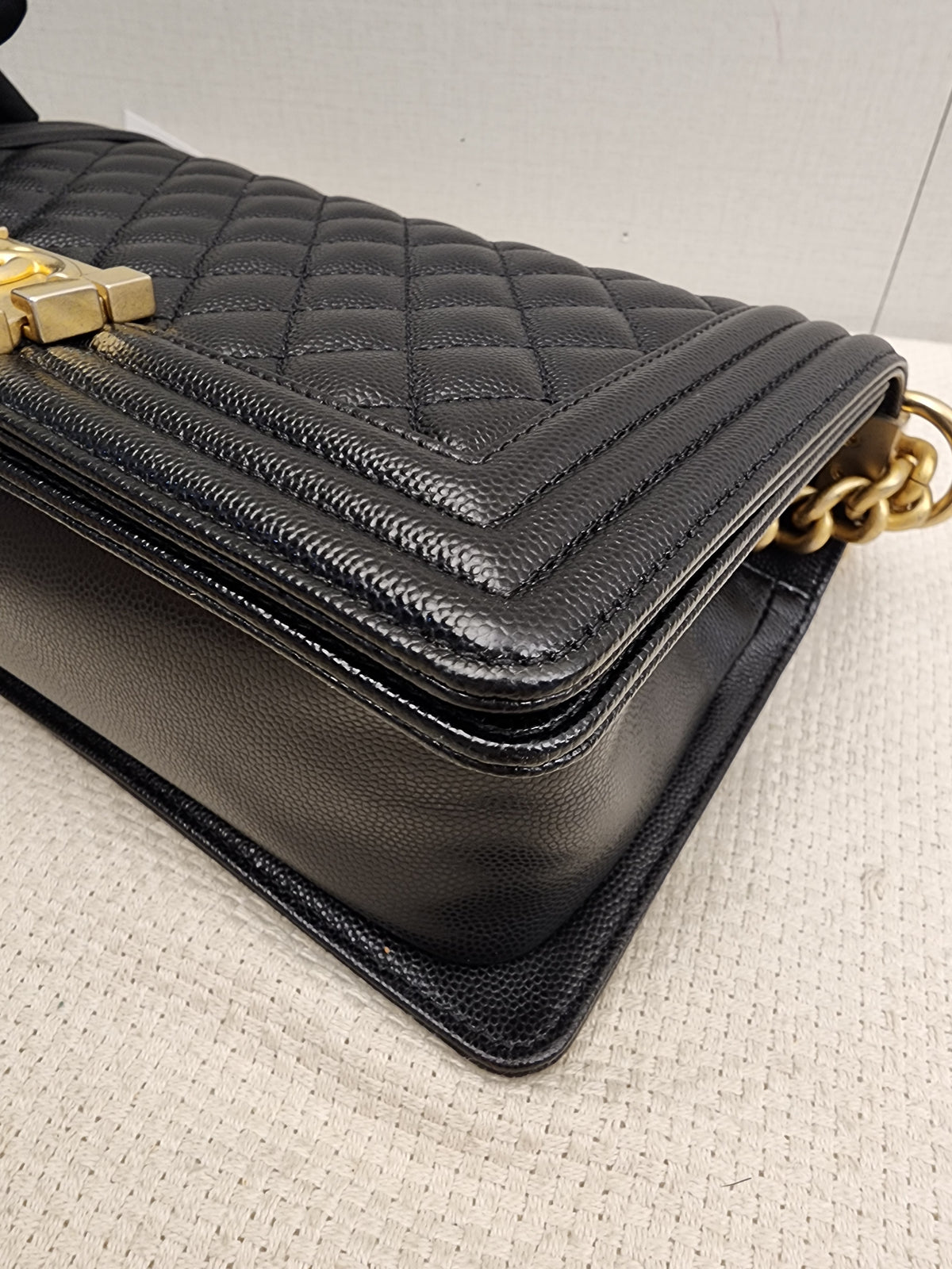 Chanel Black Caviar Old Medium Boy (GHW)