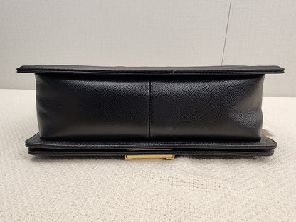 Chanel Black Caviar Old Medium Boy (GHW)