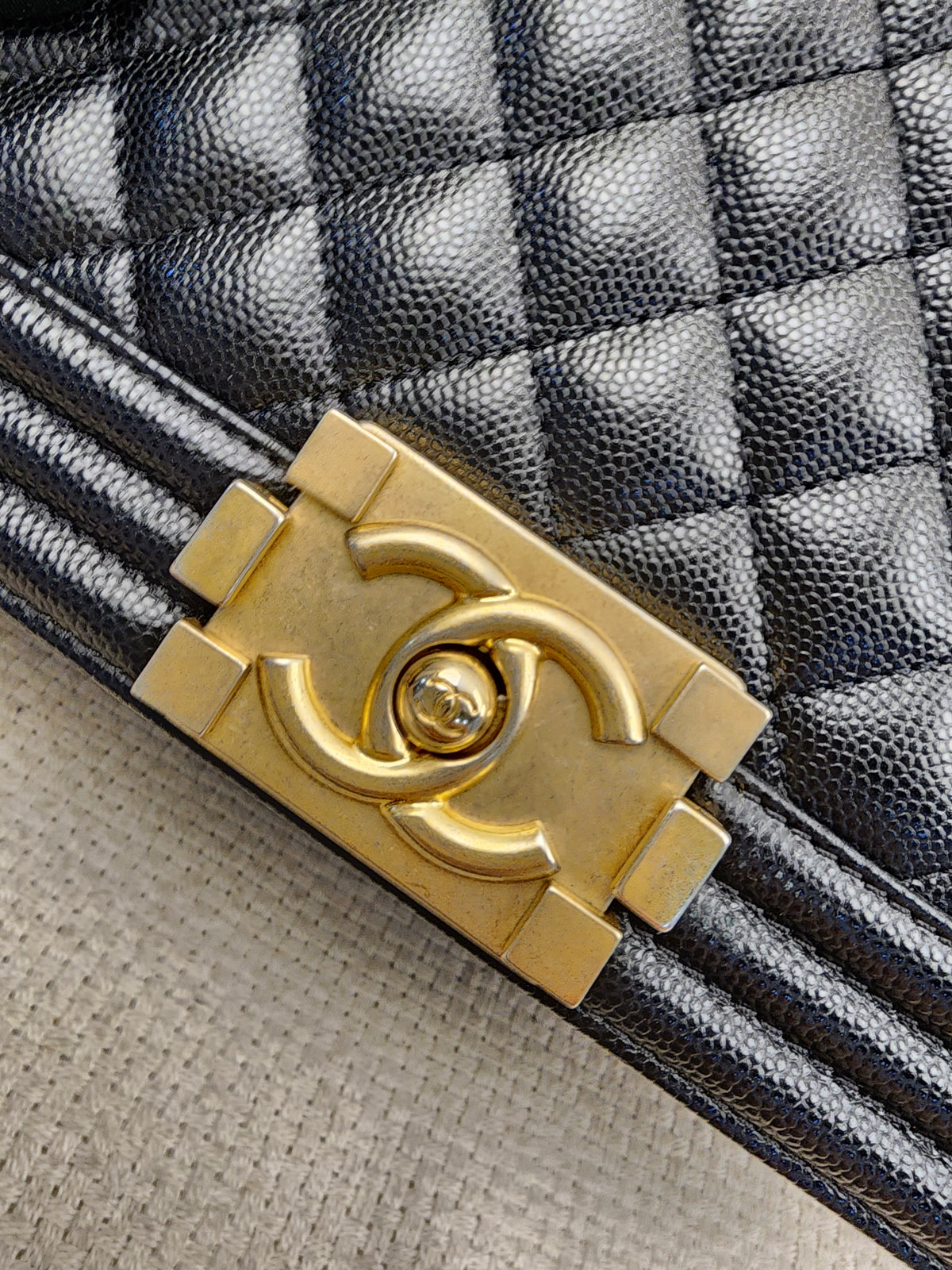 Chanel Black Caviar Old Medium Boy (GHW)