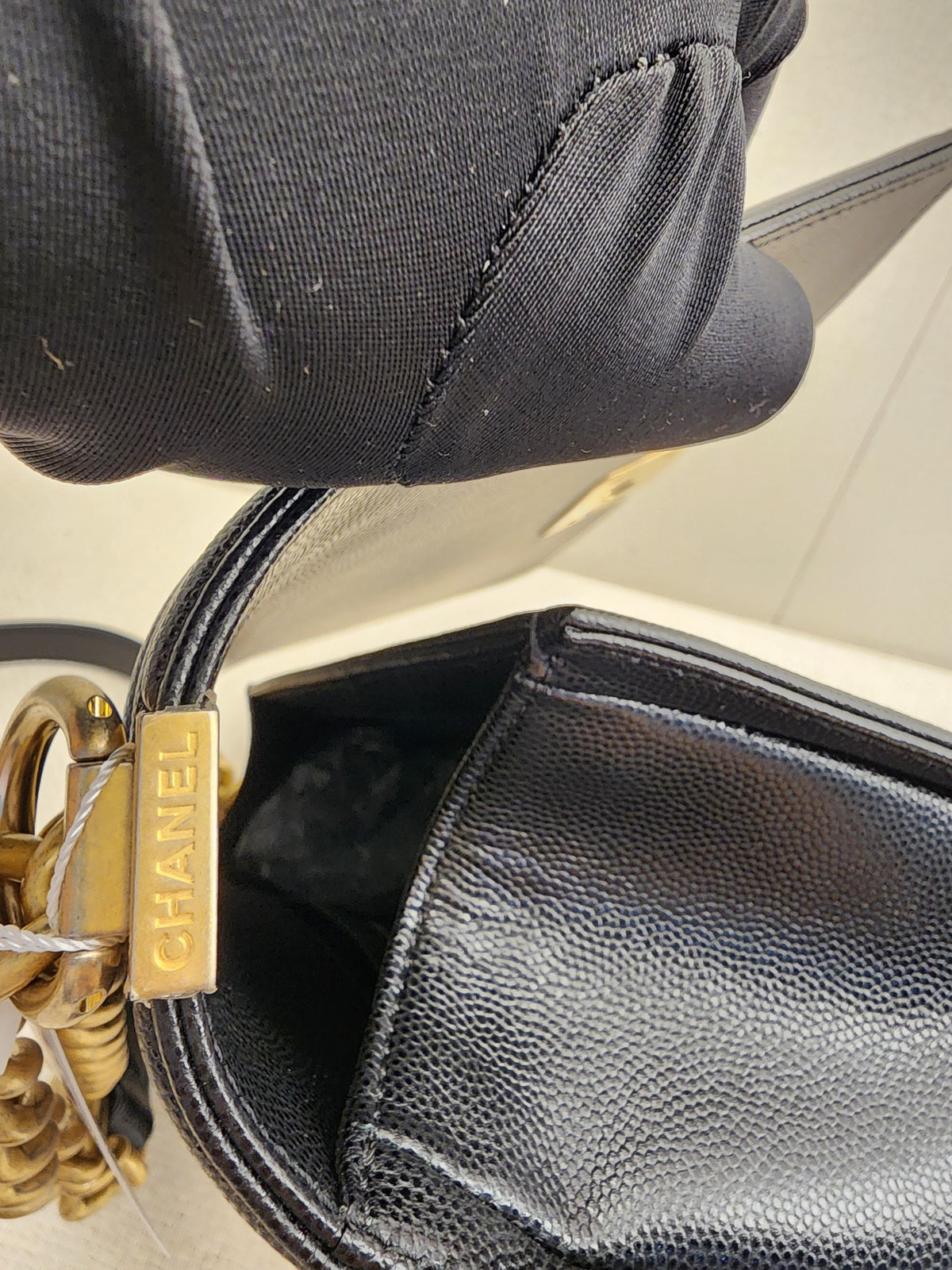 Chanel Black Caviar Old Medium Boy (GHW)