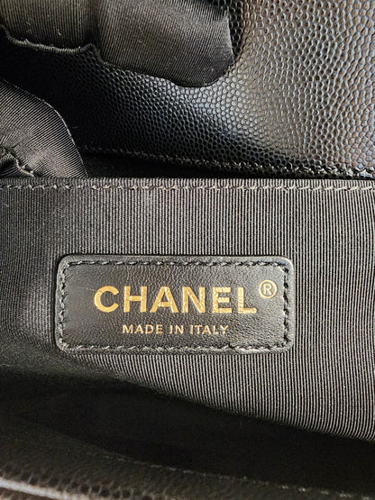 Chanel Black Caviar Old Medium Boy (GHW)