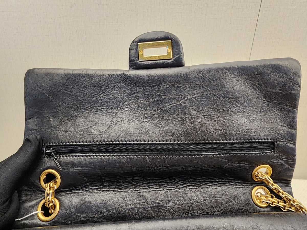Chanel Black Aged Calfskin 2.55 226 (GHW)