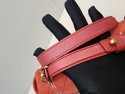 Chanel Red Matte Caviar Medium Chic Flap (AGHW)