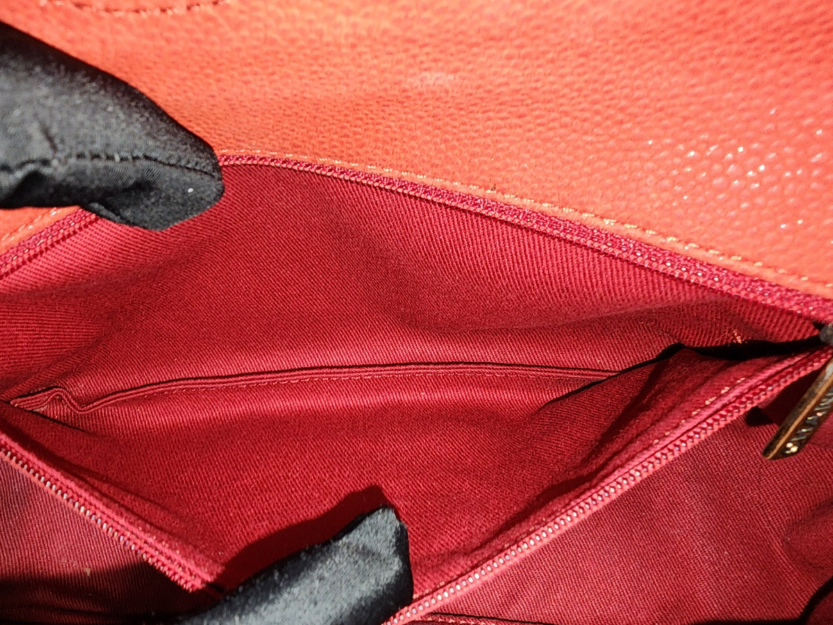 Chanel Red Matte Caviar Medium Chic Flap (AGHW)