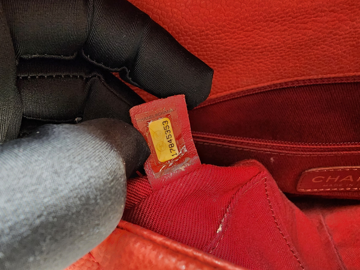 Chanel Red Matte Caviar Medium Chic Flap (AGHW)