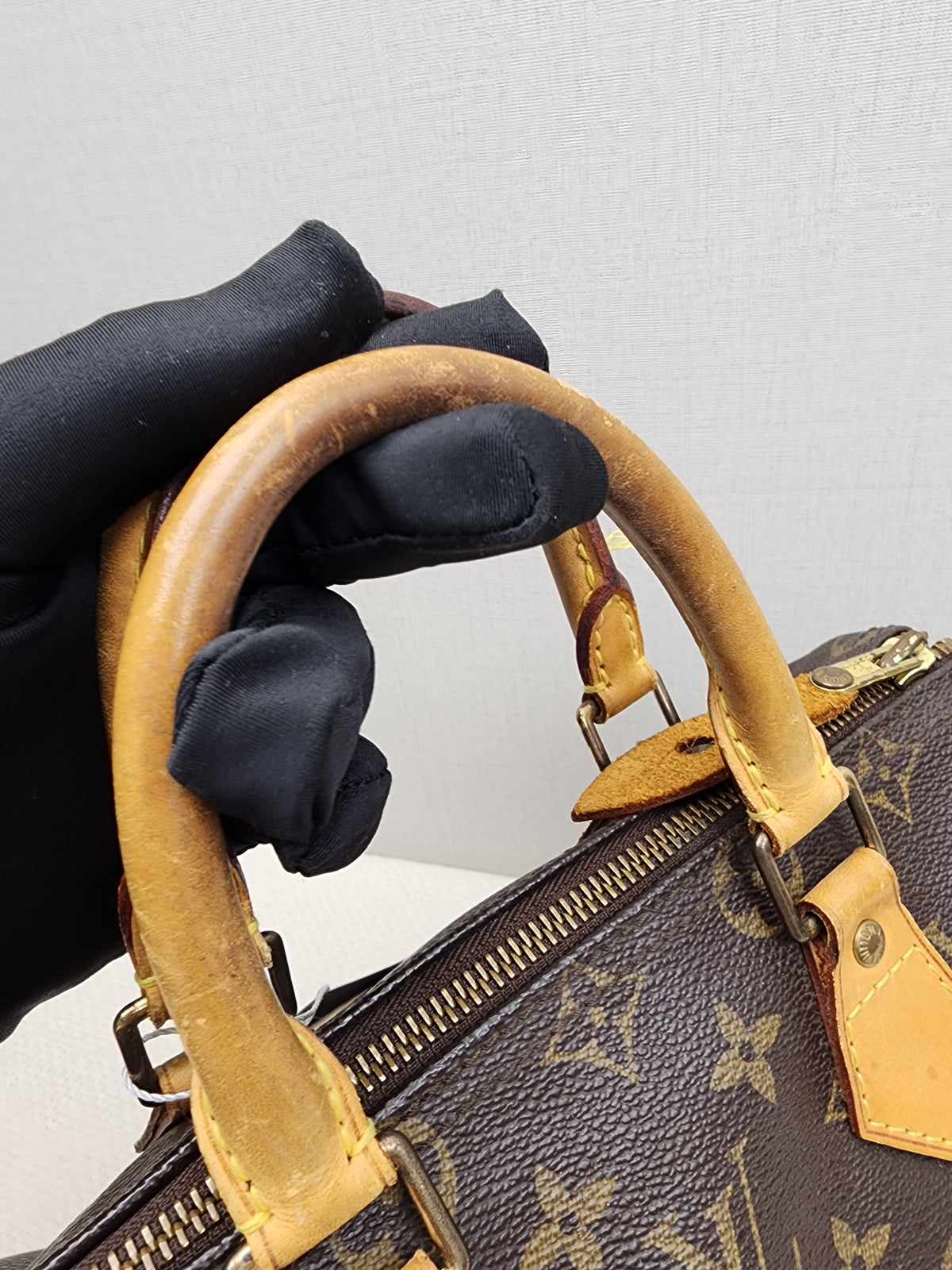 LV Monogram Speedy 25
