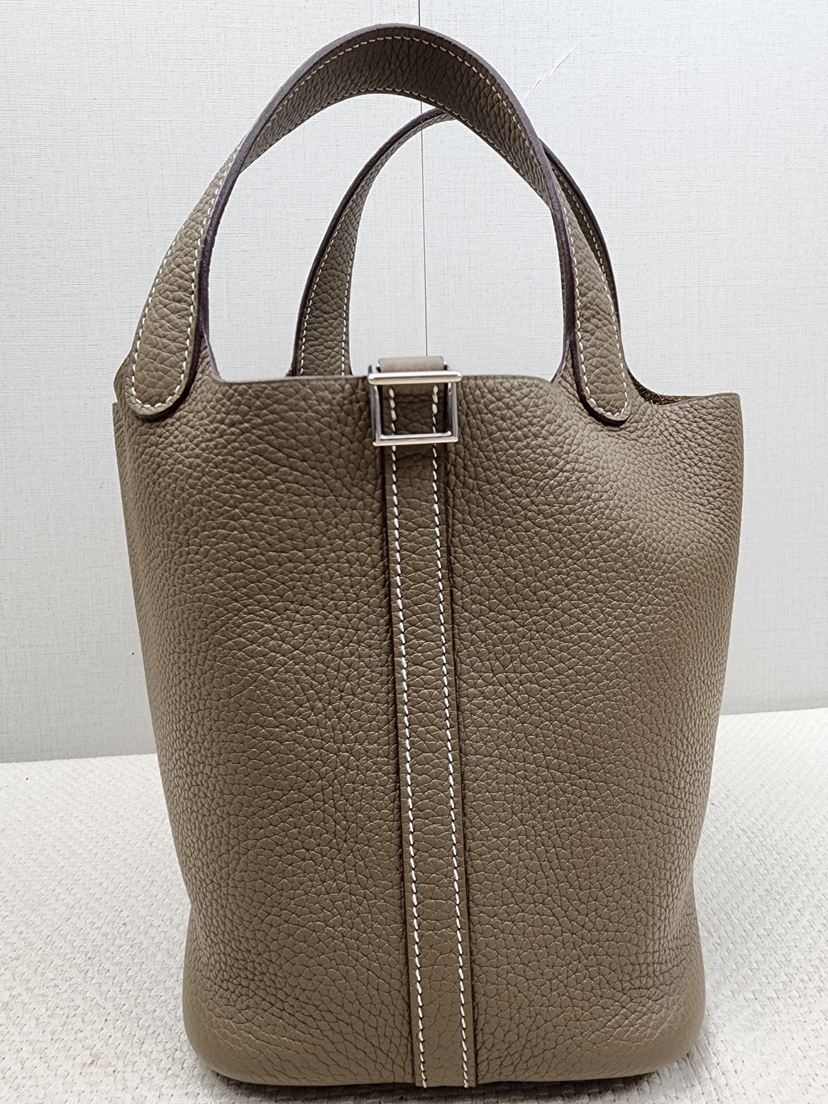 Hermes Etoupe Picotin 18 (PHW)