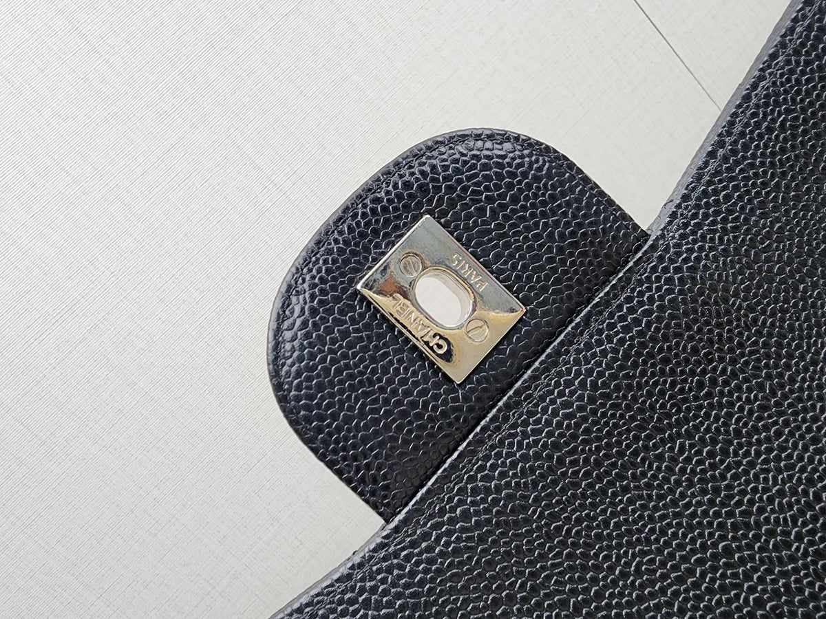 Chanel Black Caviar Jumbo CF (SHW)