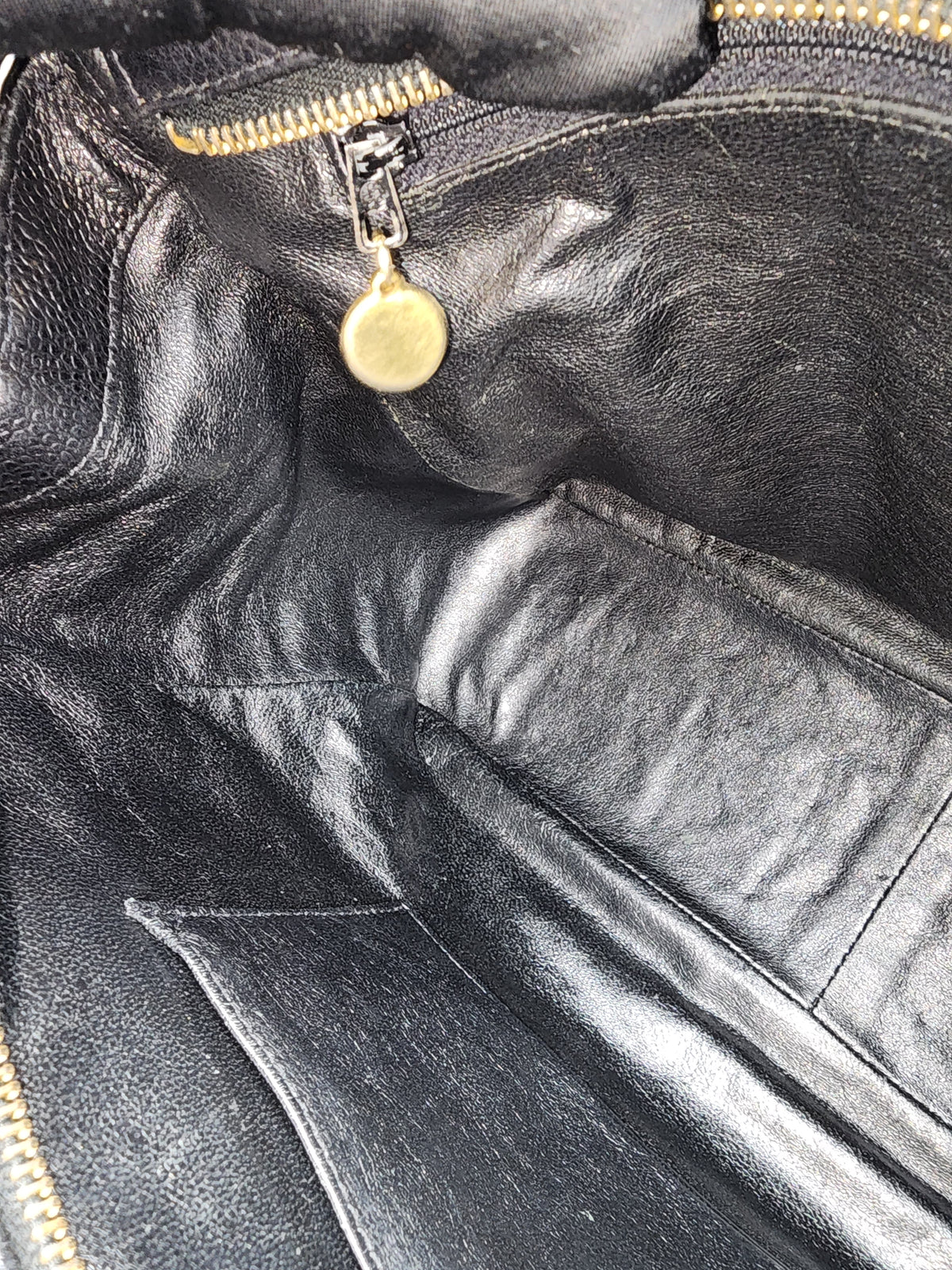 Chanel Black Caviar Vintage Chain Shoulder Bag (GHW)