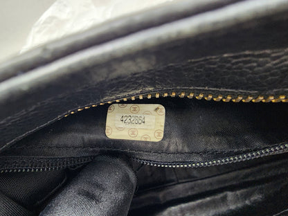 Chanel Black Caviar Vintage Chain Shoulder Bag (GHW)