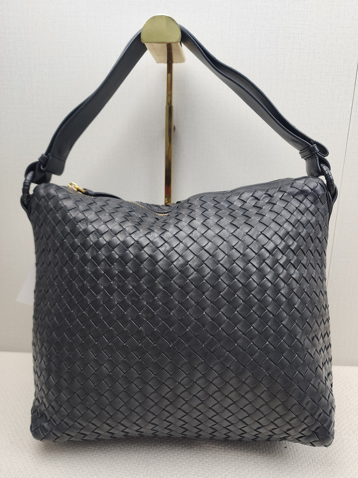 BV Black Intrecciato Hobo