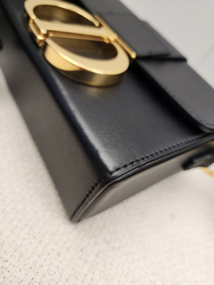 Dior Black Calfskin 30 Montaigne Box Bag (GHW)